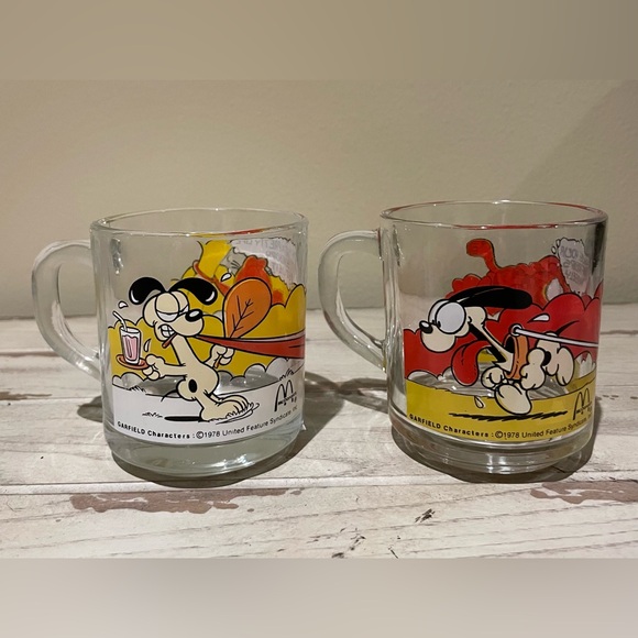 Set of 2 Vintage Garfield Odie Mugs 1978 McDonalds Jim Davis EUC - Picture 2 of 5